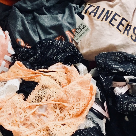 September Update! ❤️❤️HUGE VICTORIA'S SECRET HAUL - Picture 4 of 4